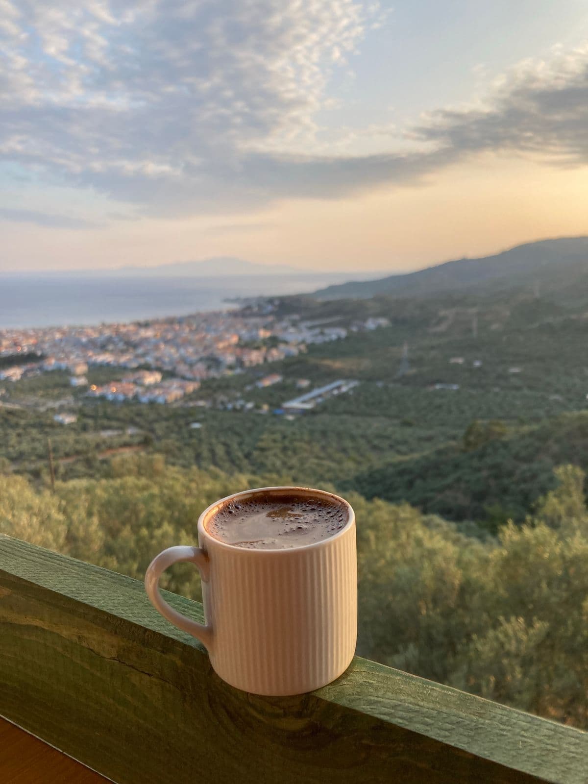 Breakfast by the sea